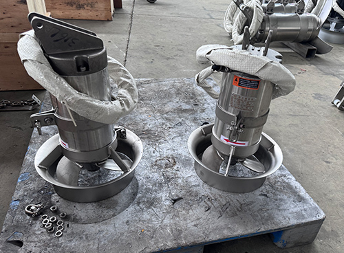 What Are The Key Components Of An Electric Submersible Agitator?
