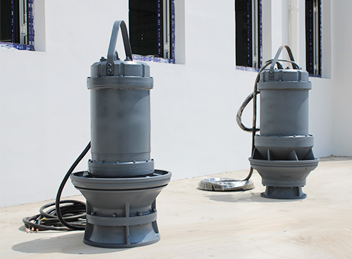 What Is The Difference Between A Pump And A Submersible Axial Flow Pump?