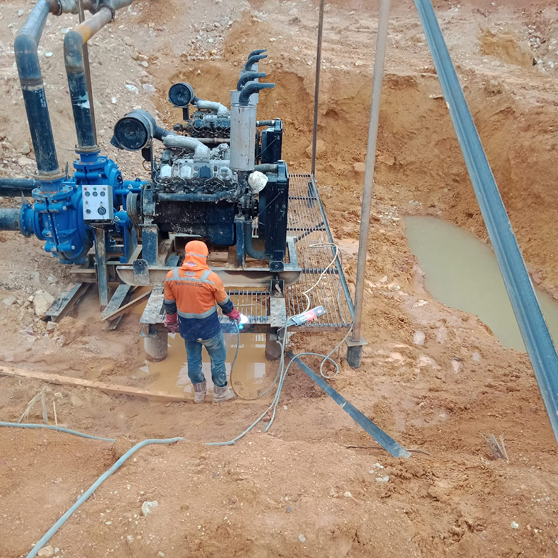 MAH horizontal slurry pump.png